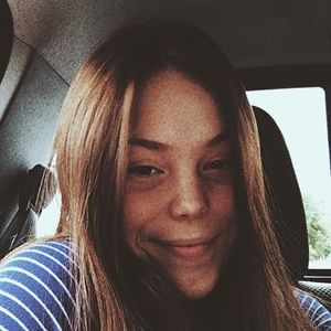 Meet your Posher, Leigha